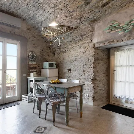 Cactus House Апартаменты *